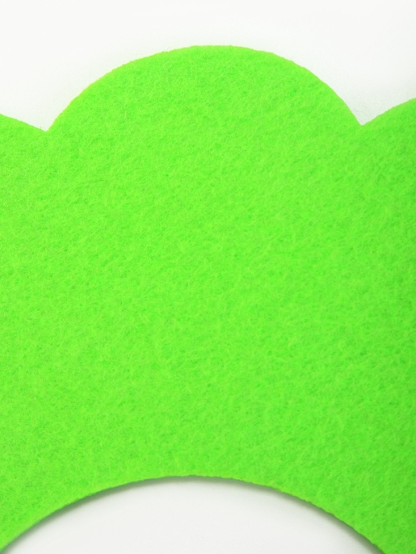 Ветеринарный воротник из фетра "Ромашка", размер S, зелёный