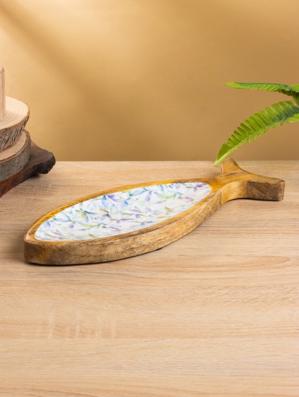 Блюдо в форме рыбки "Оттенки сирень" дерево манго 32х11,5х2 см