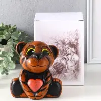 Копилка для денег &laquo;Тигрёнок с сердцем&raquo;, гипс, 14.5&times;13.5&times;13 см