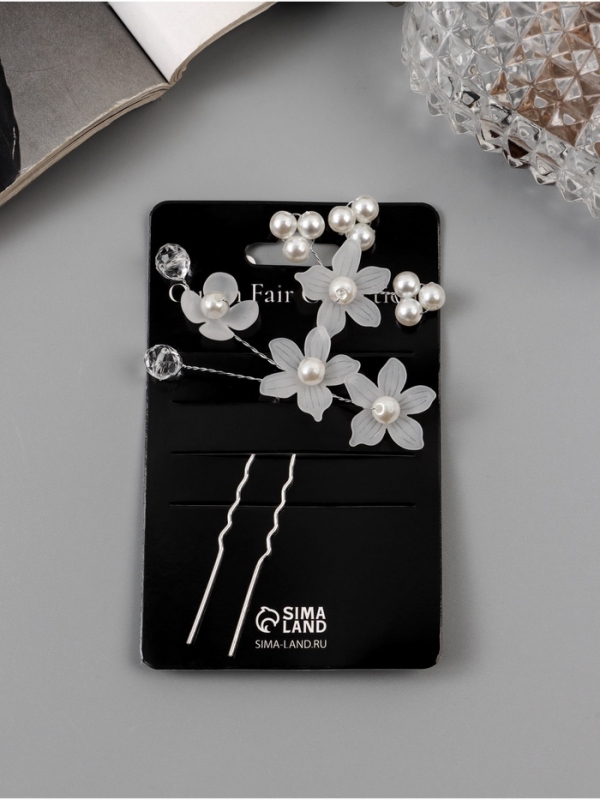 Шпилька для волос Шпилька для волос "Эмилия" цветник бусинки, 8х6 см, белый