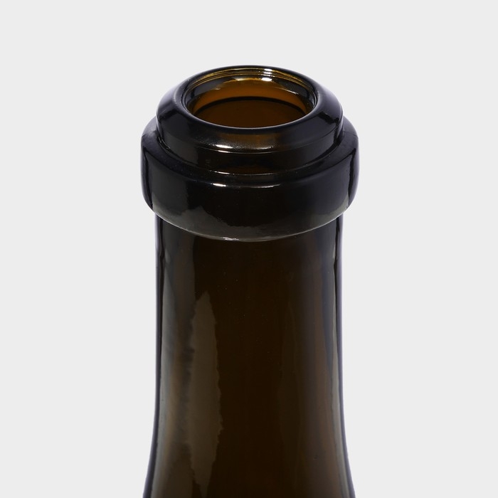 Бутылка стеклянная &laquo;Шампань&raquo;, 0,75 л, цвет золотисто - оливковый