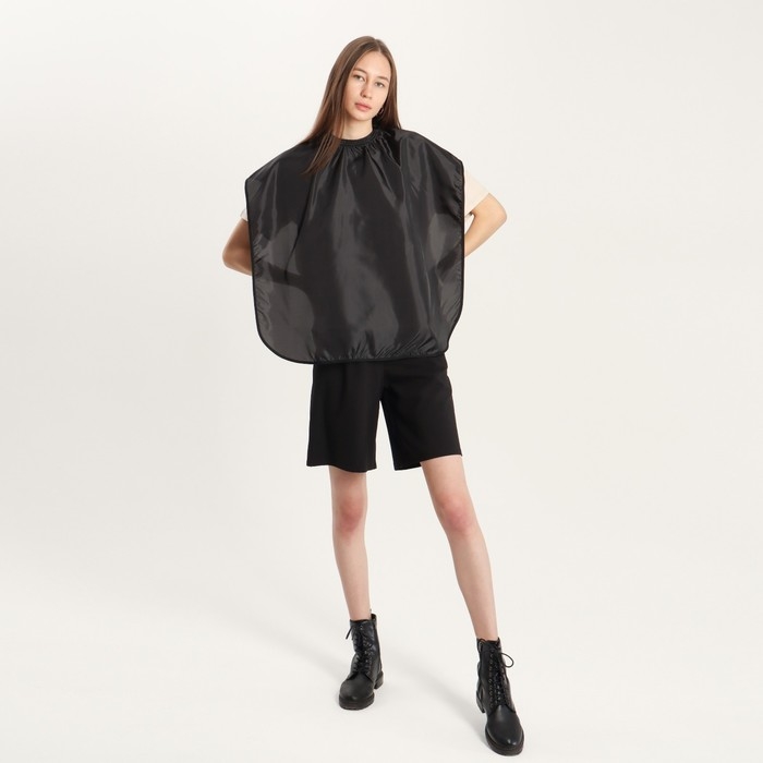 Пелерина парикмахерская, с крючком, цвет чёрный Пелерина парикмахерская, с крючком, цвет чёрный