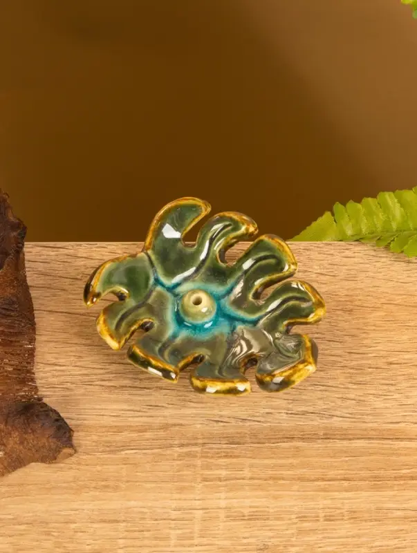 Подставка под благовония &laquo;Лист&raquo;, 8&times;7&times;2 см, керамика, зелёная