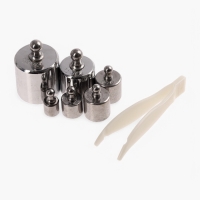 Весы лабораторные, с набором гирь 200 г. Весы лабораторные, с набором гирь 200 г.