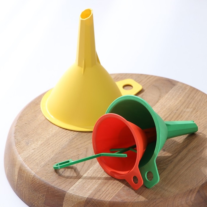 Воронки на подвеске Комфорт Плюс, набор 3 шт, цвет МИКС Воронки на подвеске Комфорт Плюс, набор 3 шт, цвет МИКС