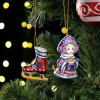 Набор ёлочных игрушек "Снегурочка и конек", 6 см Набор ёлочных игрушек "Снегурочка и конек", 6 см