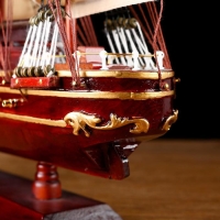 Корабль сувенирный &laquo;Бреслау&raquo;, трёхмачтовый, под тёмное дерево, паруса бежевые, 49х43х8 см