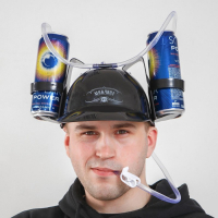 Каска с отверстиями под банки &laquo;Мужчина №1&raquo;, цвет чёрный