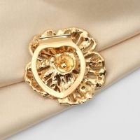 Зажим для платка &laquo;Цветок&raquo; волнистый, цветной в золоте