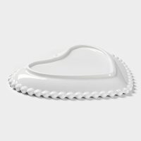 Тарелка керамическая &laquo;Сердце&raquo;, 16,5&times;15,5 см, цвет белый