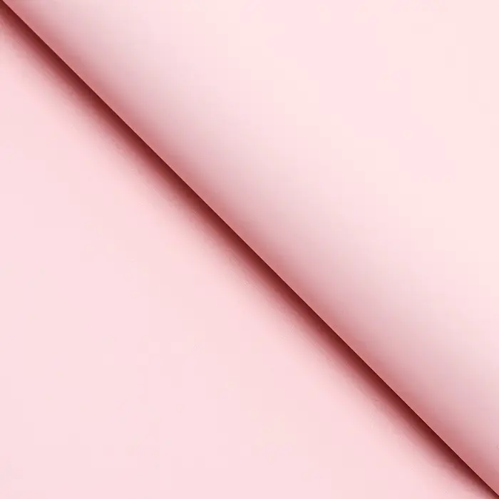 Пленка для цветов матовая, розовый - красный, 56&times;57 см