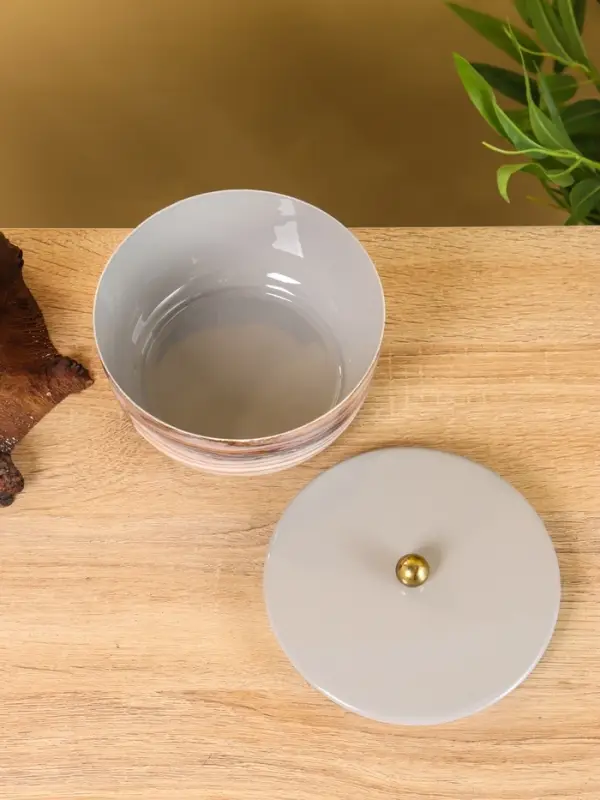 Конфетница с крышкой "Халва" 14х14х9 см