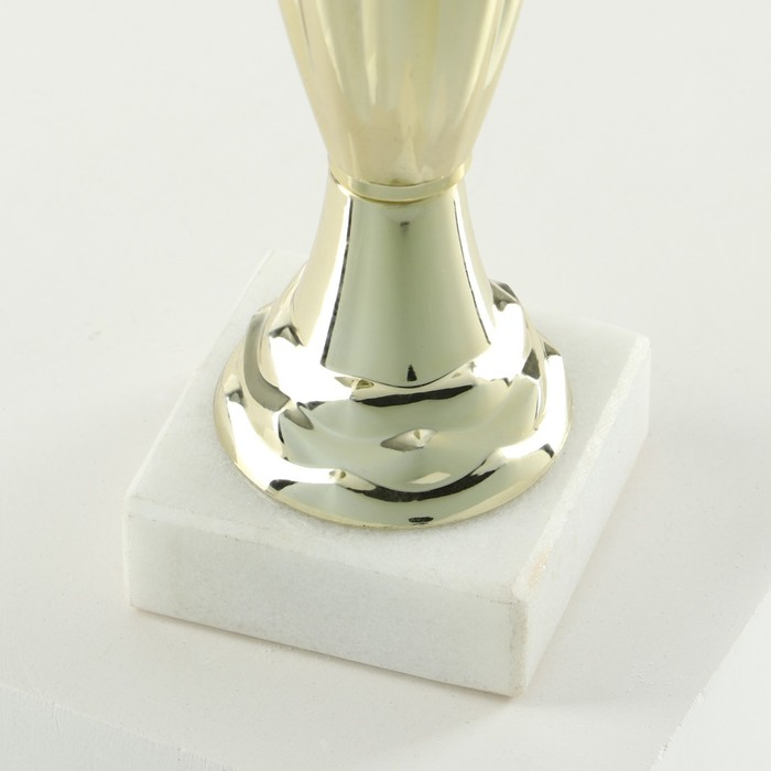 Кубок 106, наградная фигура, золото, подставка камень, 18.8 см