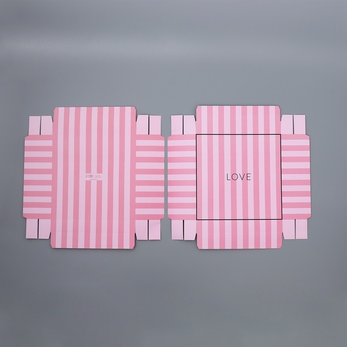 Коробка подарочная для цветов с вазой и PVC окнами складная, упаковка, &laquo;Love&raquo;, 23 х 30 х 23 см