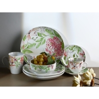 Набор посуды на 4 персоны &laquo;Акварель&raquo;, 16 предметов: 4 тарелки 23 см, 4 миски 14.5 см, 4 кружки 250 мл, 4 блюдца 15 см.