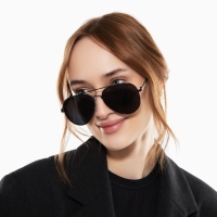 Очки солнцезащитные поляризационные, дужка 13 см, ширина 14.5 см, линза 5.2 х 5.9 см