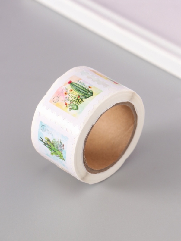 Наклейка бумага "Марки. Кактусы" 3х3 см 200 шт в рулоне