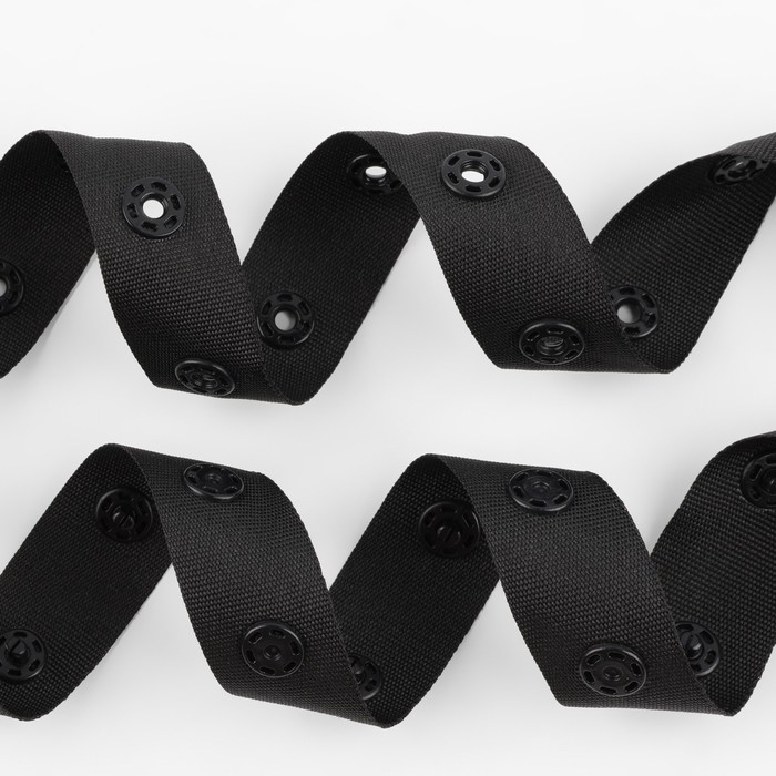 Тесьма с кнопками, 25-25 мм, 17 мм &times; 45 &plusmn; 1 м, цвет чёрный