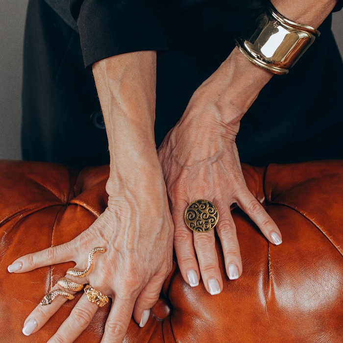 Кольцо «Этника» узорчатый круг, цвет чернёное золото, безразмерное Кольцо «Этника» узорчатый круг, цвет чернёное золото, безразмерное