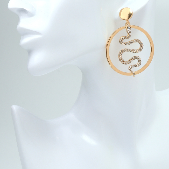 Новый год! Символ года 2025! Серьги со стразами &laquo;Змея&raquo; обаятельность, круг, цвет белый в золоте