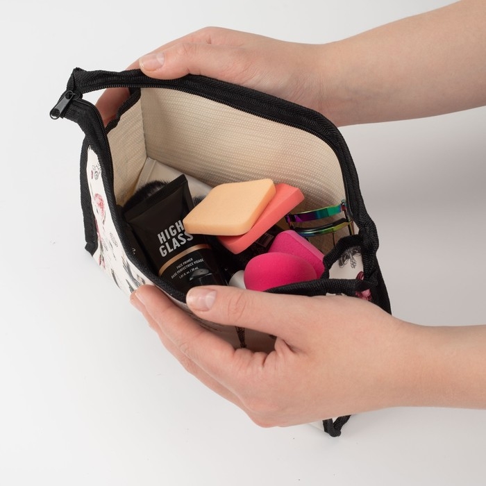 Набор косметичек 2 в 1 на молниях, цвет чёрный Набор косметичек 2 в 1 на молниях, цвет чёрный