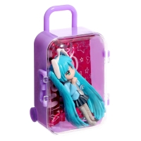 Кукла-сюрприз «Малышка Юкки», в чемодане, с заколками, МИКС Кукла-сюрприз «Малышка Юкки», в чемодане, с заколками, МИКС