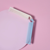 Расчёска складная, 18/9,5 &times; 2 см, цвет МИКС