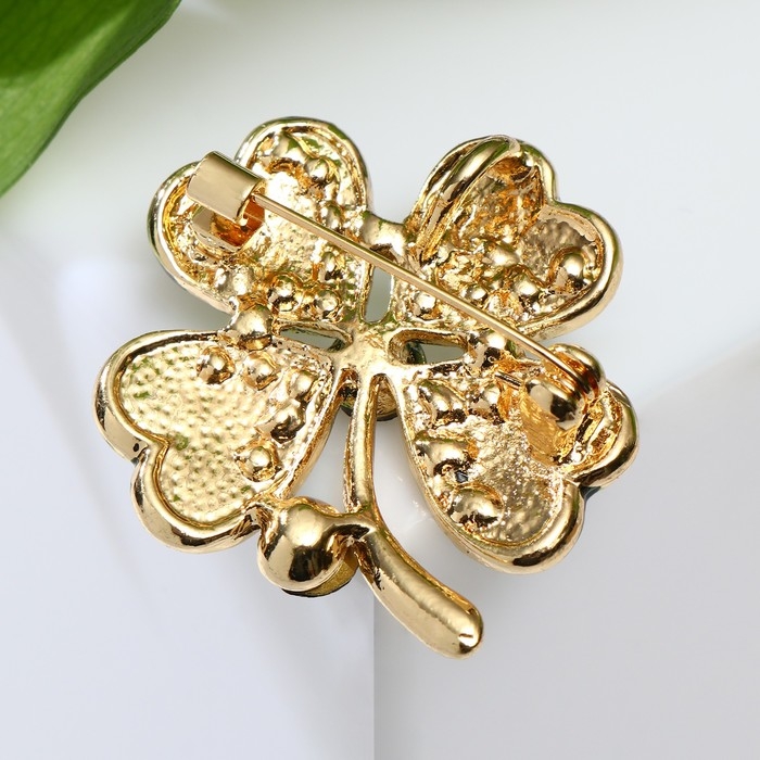 Брошь &laquo;Клевер&raquo; четырёхлистный со стразой, цвет бело-зелёный в золоте