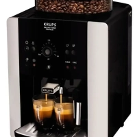 Автоматическая зерновая кофемашина Arabica EA811810