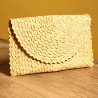 Сумка клатч плетёная из пальмового листа, 28&times;16&times;2 см, бежевая