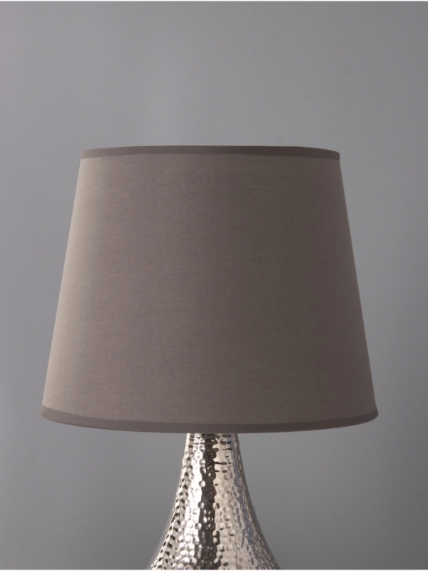 Настольная лампа Настольная лампа "Хелена" 1х15Вт Е14 серый 25х25х39см