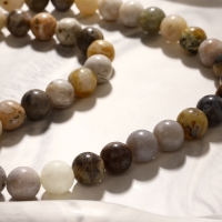 Бусины на нити шар №10 «Яшма песочная» матовая, +/- 38 см Бусины на нити шар №10 «Яшма песочная» матовая, +/- 38 см