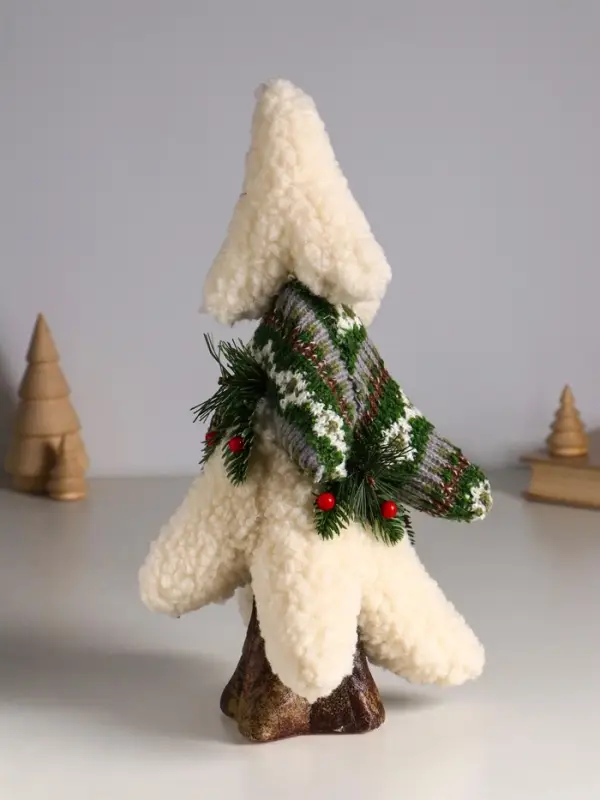 Декор "Вязаная ель с ягодками" 15х15х33 см