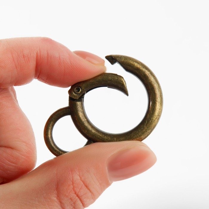 Кольцо-карабин, 37 мм, d = 27/19 мм, толщина - 4 мм, с креплением 12 × 3 мм, 5 шт, цвет бронзовый Кольцо-карабин, 37 мм, d = 27/19 мм, толщина - 4 мм, с креплением 12 × 3 мм, 5 шт, цвет бронзовый