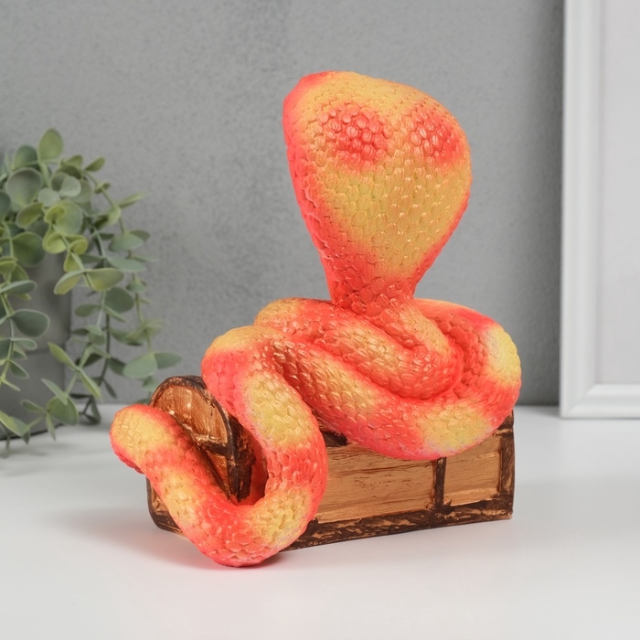 Новогодняя копилка Новогодняя копилка "Кобра на сундуке " 20 х 17 х 12 см, оранжевый