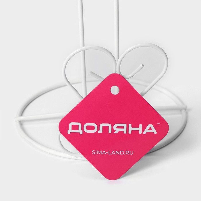 Держатель для бумажных полотенец Доляна &laquo;Сердце&raquo;, 13,5&times;13,5&times;28 см, цвет белый