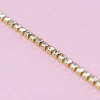 Цепь со стразами, металл, стекло, 3,5 мм, 9 &plusmn; 1 м, цвет золотой