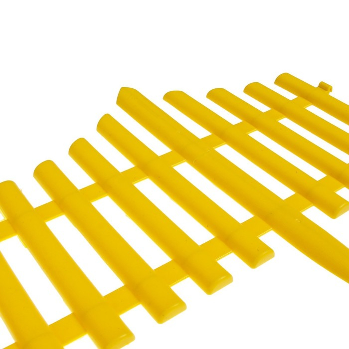 Ограждение декоративное, 30 &times; 300 см, 5 секций, пластик, жёлтое, Greengo