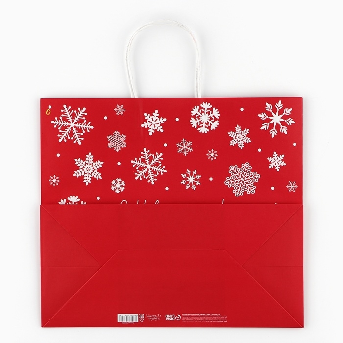 Пакет подарочный новогодний &laquo;Снежинки&raquo;, белый крафт, 32 х 28 х 15 см , Новый год