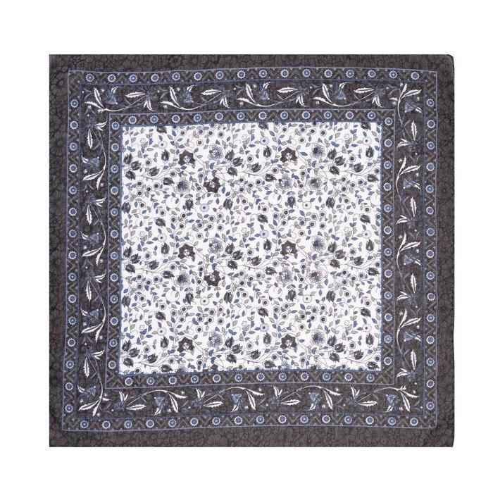 Платок женский, цвет голубой, размер 70х70