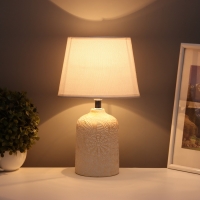 Лампа настольная "Цветочное поле" 1х40Вт Е14 белый/золото 20х20х34см Лампа настольная "Цветочное поле" 1х40Вт Е14 белый/золото 20х20х34см