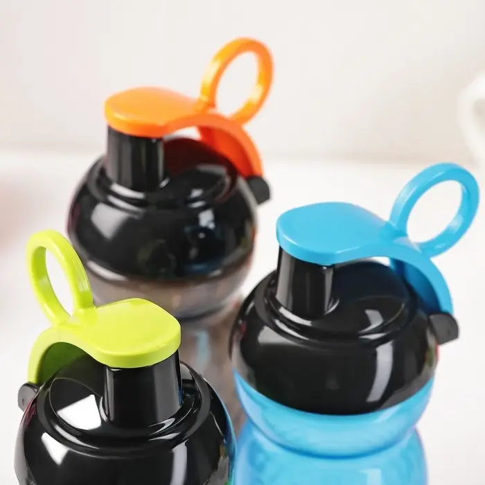 Бутылка для воды пластиковая, 680 мл, цвет МИКС