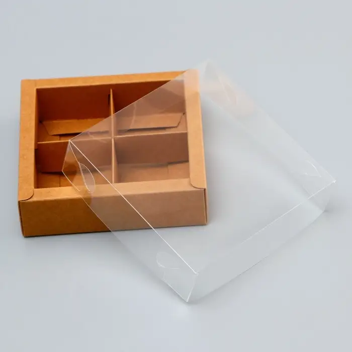 Коробка для 4 конфет, 12.5&times;12.5&times;3.5 см