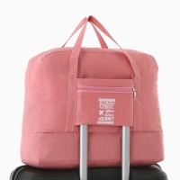 Сумка дорожная на молнии, розовая Сумка дорожная на молнии, розовая