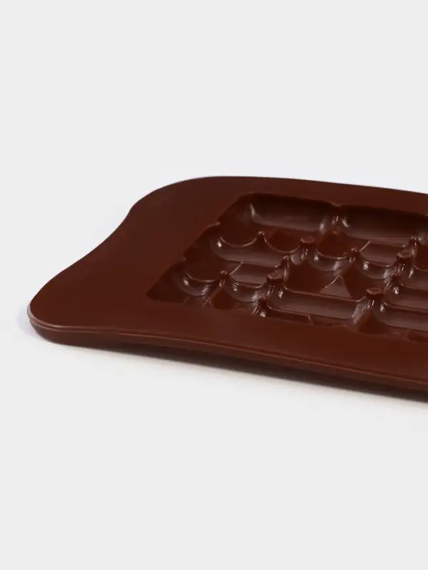 Форма для шоколада Доляна &laquo;Лабиринт&raquo;, силикон, 22&times;11&times;1 см, 18 ячеек, коричневая