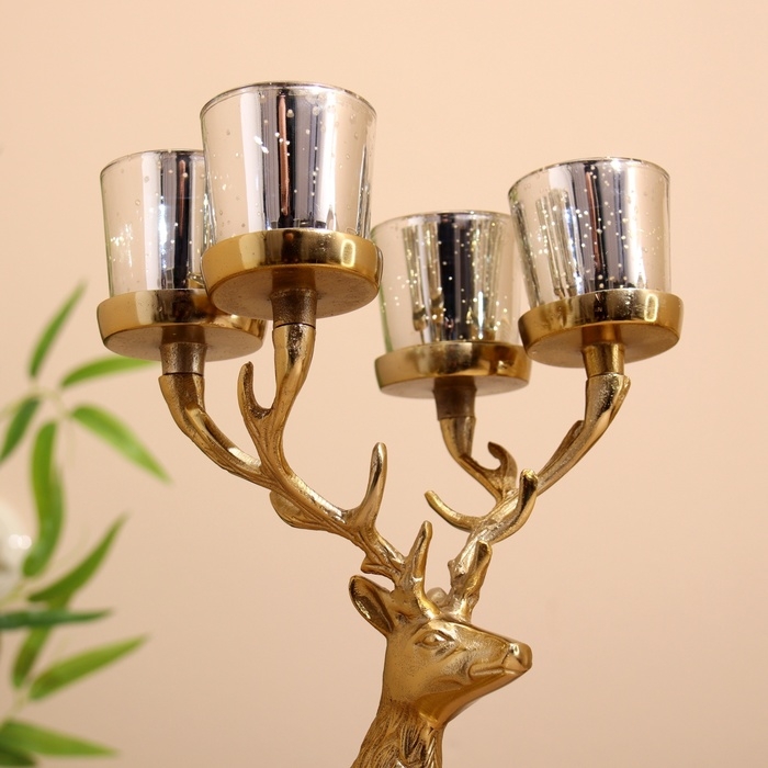 Подсвечник на 4 свечи Подсвечник на 4 свечи "Олень" алюминий 18х20х35 см