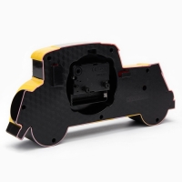 Часы настольные будильник детский с подсветкой "Жёлтая машина", с подвесом, циферблат d-7 см, 24 х 4