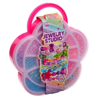 Набор бисероплетения &laquo;Рукодельница&raquo;, в чемоданчике