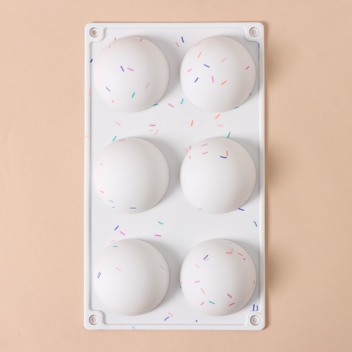 Форма для выпечки KONFINETTA &laquo;Фигуры. Полусфера&raquo;, силикон, 27,8&times;16,3&times;3,4 см, 6 ячеек (d=6,7 см), цвет белый