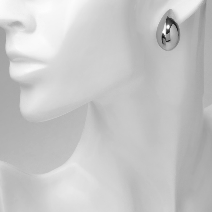 Серьги пластик &laquo;Капля&raquo; изогнутая мини, цвет серебро